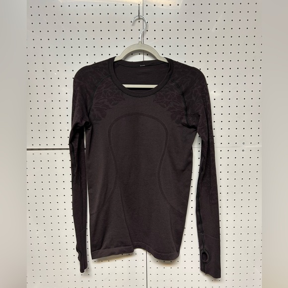 Lululemon Size 8 Swiftly Tech Long Sleeve - Picture 4 of 11